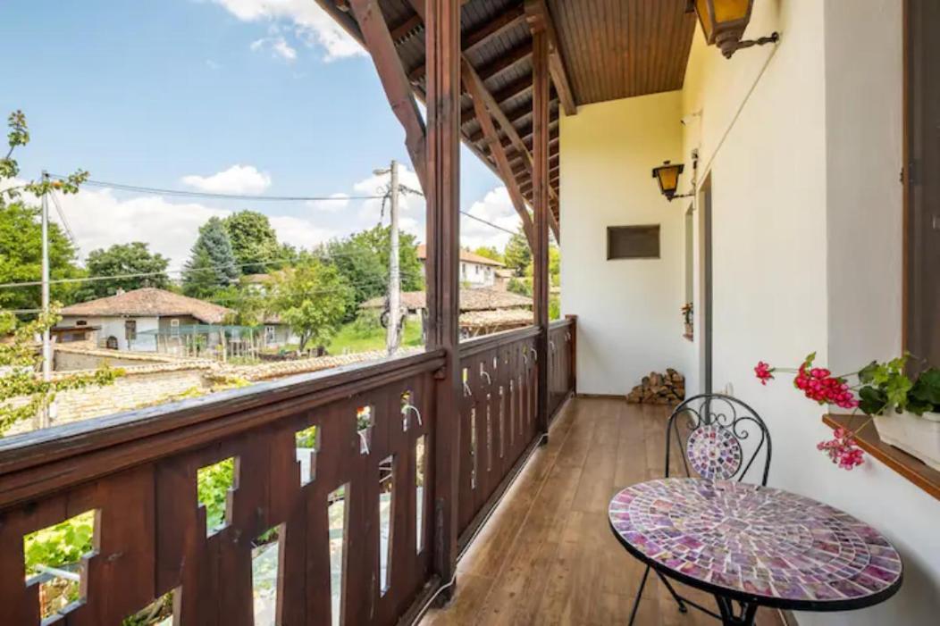 Guest House Geranium Arbanasi Exterior foto